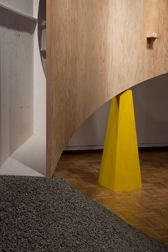 Setting a Corner detail, 2013, Plywood, wood, steel, paint, gravel. Photo by Mark Stien. 148”x220″x200”