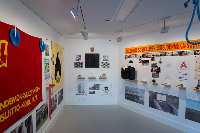 Fig. 12. Kallio Kunsthalle, Ernst Collection, Te Whare Hēra Gallery, Wellington, New Zealand, 2015. An expanding suitcase collection of fragments and narratives from exhibiting artists and non-artists. Image courtesy of Petri Saarikko.